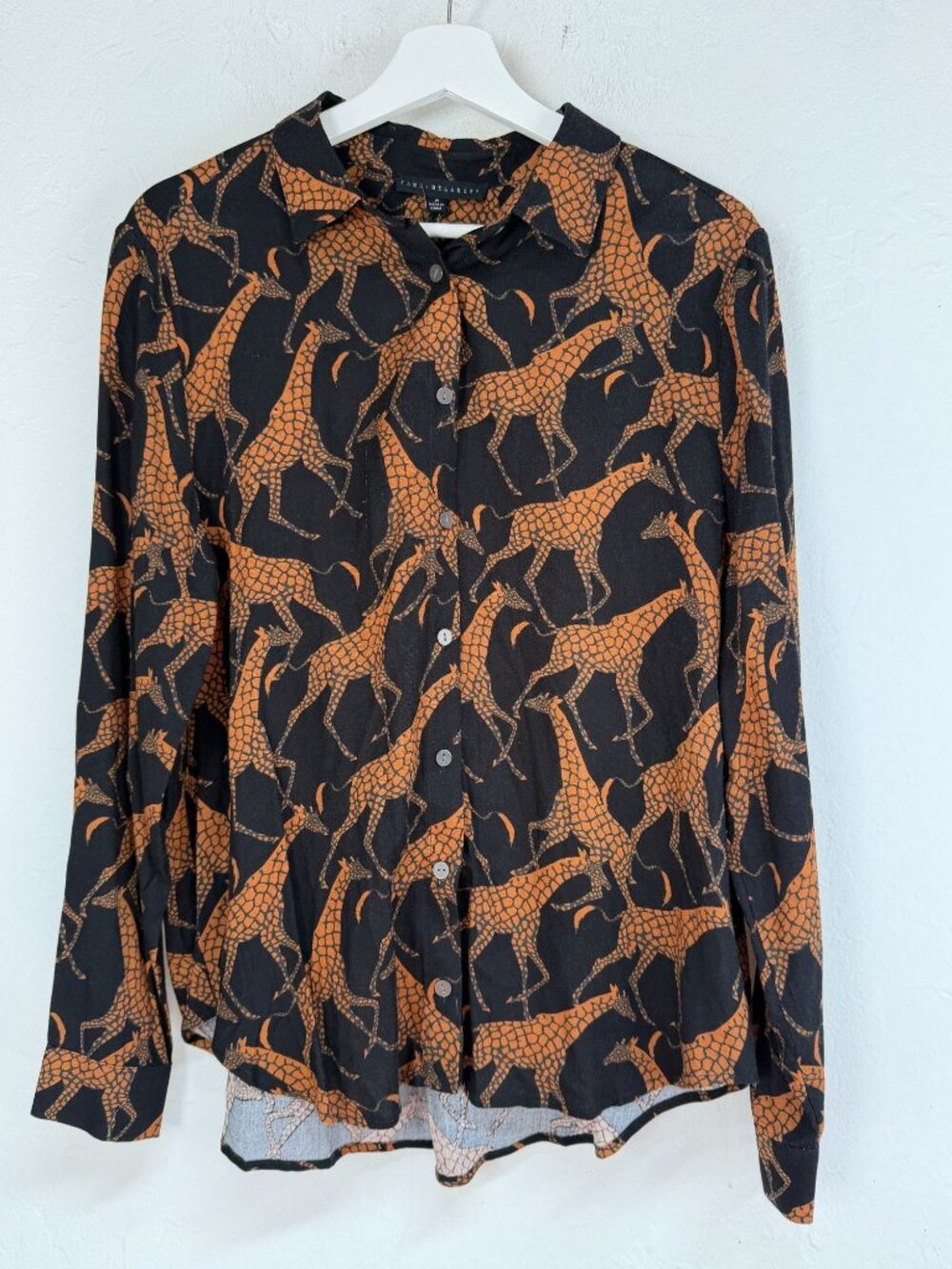 Jane + Delancey Womens Giraffe Print Button-Up Shirt Top Black Orange Medium New